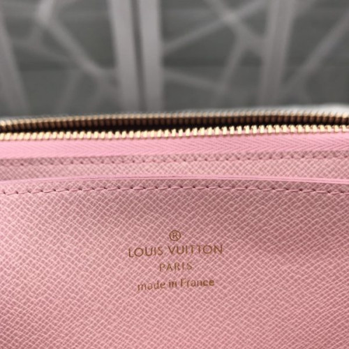 l0*is-V*t0n-wallet-23