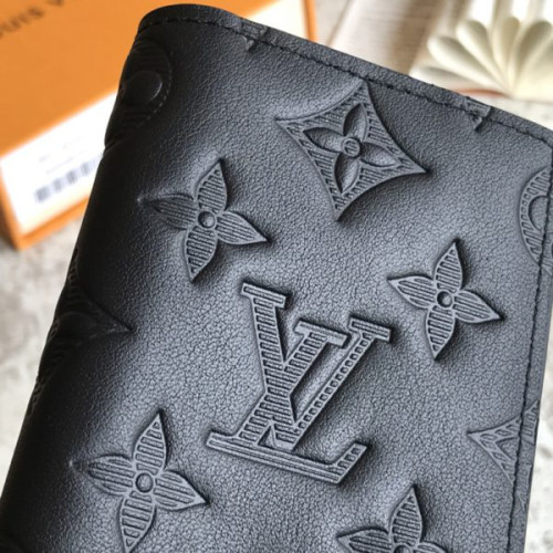 l0*is-V*t0n-wallet-38