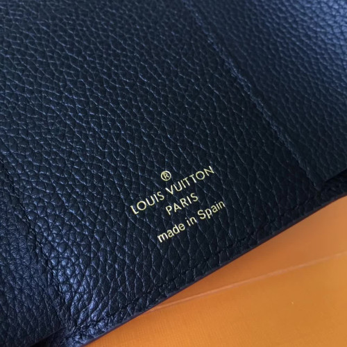 l0*is-V*t0n-wallet-3