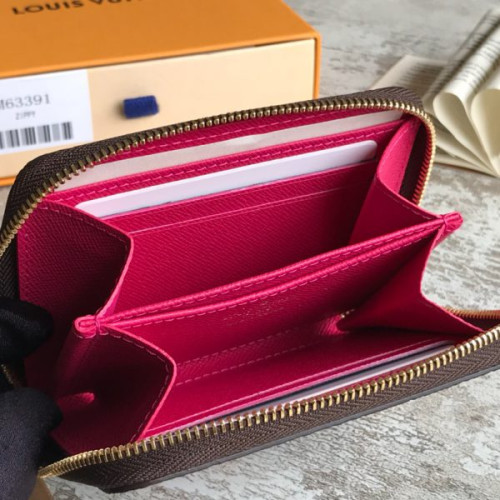 l0*is-V*t0n-wallet-46