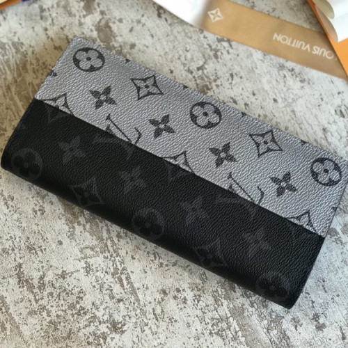 l0*is-V*t0n-wallet-47