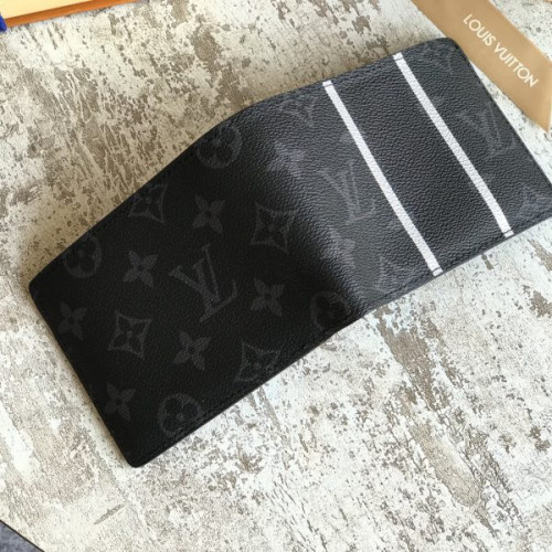 l0*is-V*t0n-wallet-54
