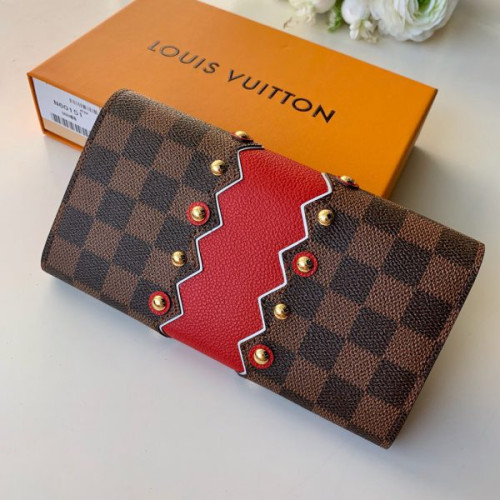 l0*is-V*t0n-wallet-65