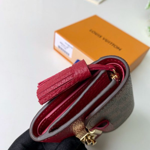 l0*is-V*t0n-wallet-68