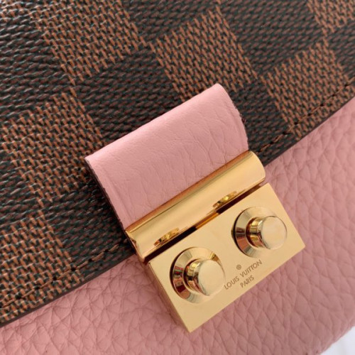 l0*is-V*t0n-wallet-70