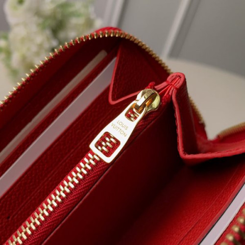 l0*is-V*t0n-wallet-75