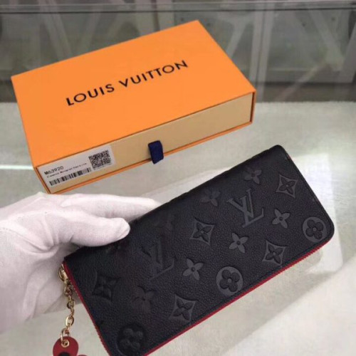 l0*is-V*t0n-wallet-83