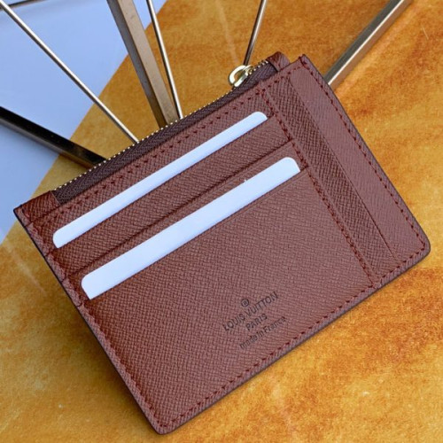 l0*is-V*t0n-wallet-89
