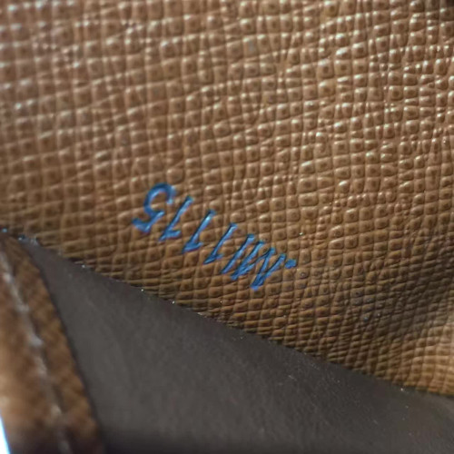 l0*is-V*t0n-wallet-replica-bag-3