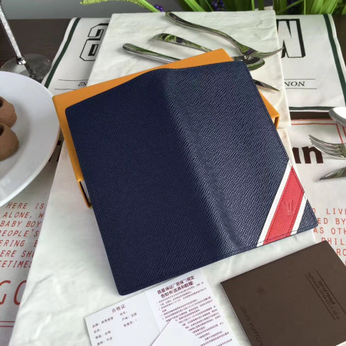 l0*is-V*t0n-wallet-replica-bag-blue