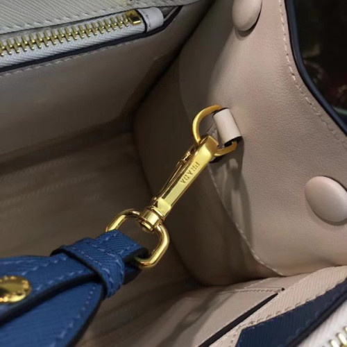 Pra*a-bag-134