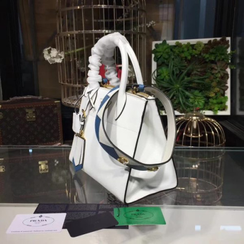 Pra*a-bag-135
