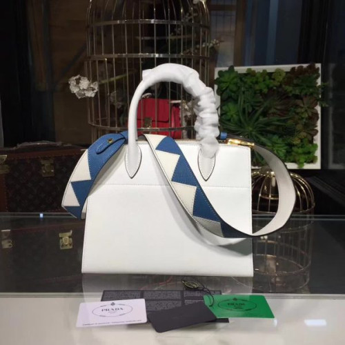 Pra*a-bag-135
