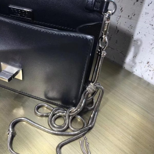 Pra*a-bag-138