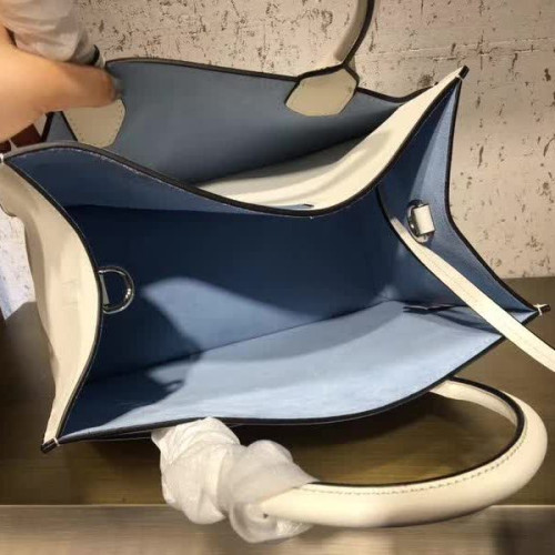 Pra*a-bag-13
