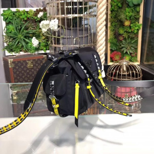 Pra*a-bag-140