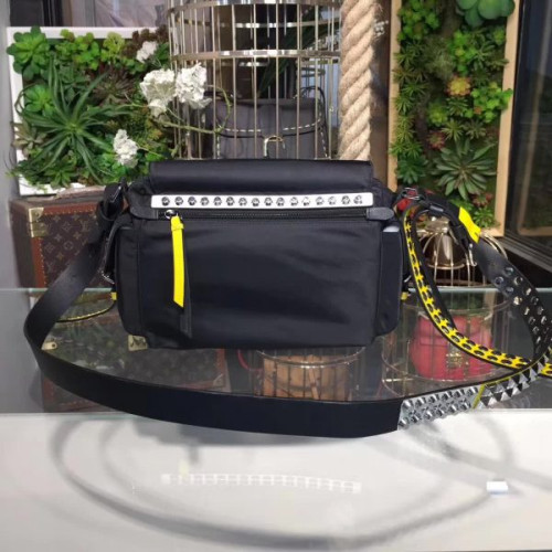Pra*a-bag-140