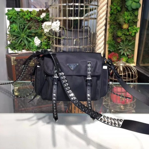 Pra*a-bag-141