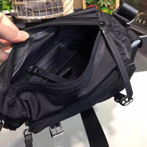 Pra*a-bag-141