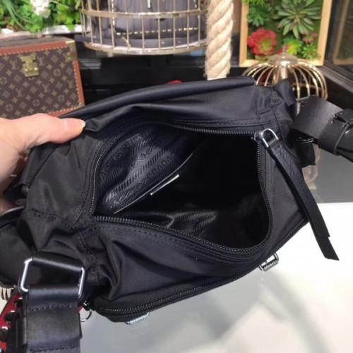 Pra*a-bag-142