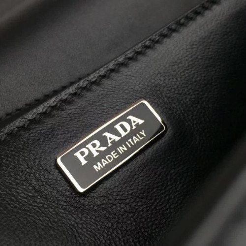 Pra*a-bag-144