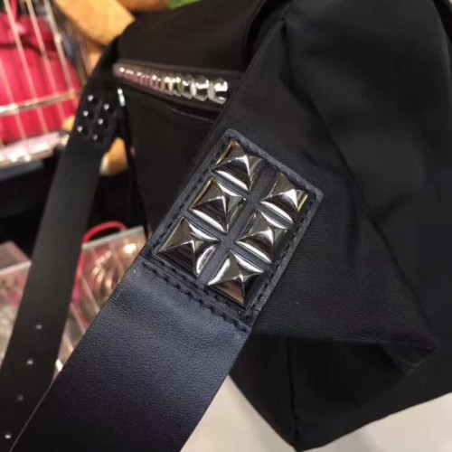 Pra*a-bag-154