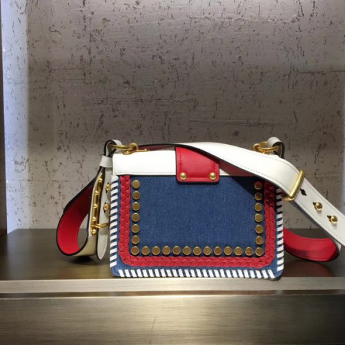 Pra*a-bag-155
