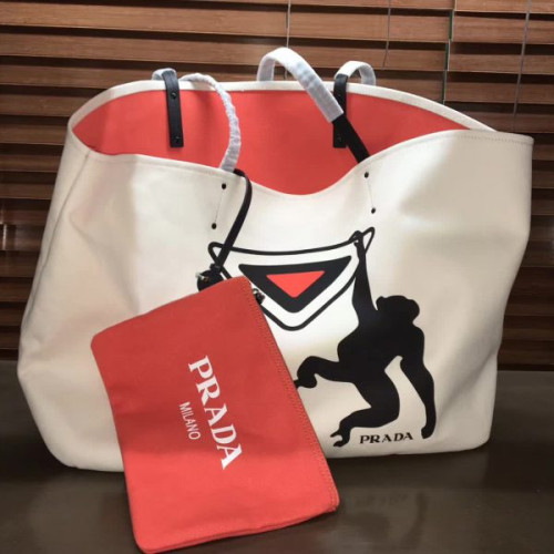 Pra*a-bag-156