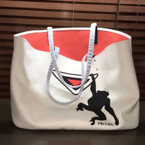 Pra*a-bag-156