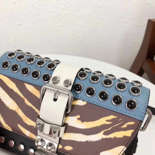 Pra*a-bag-158