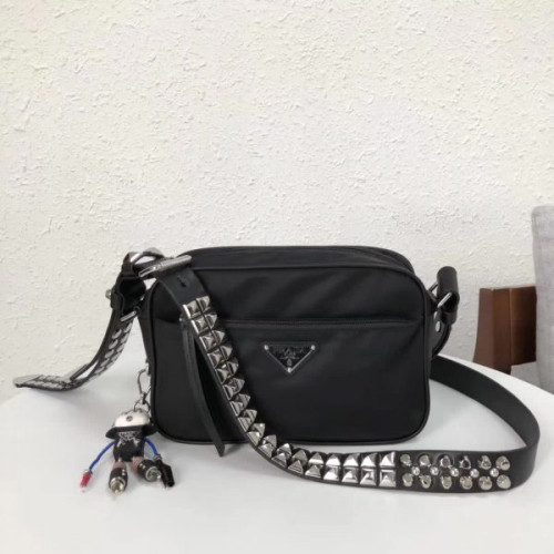 Pra*a-bag-168
