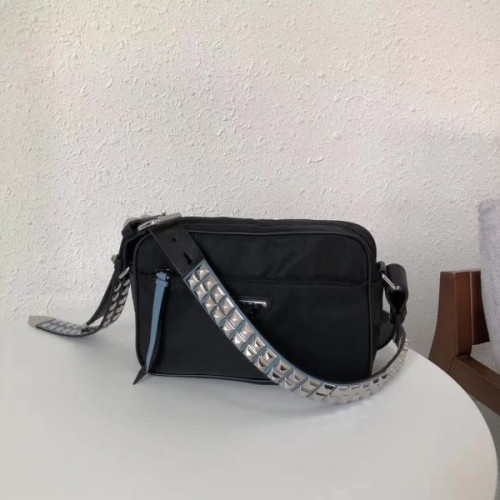 Pra*a-bag-169