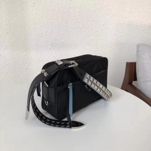 Pra*a-bag-169