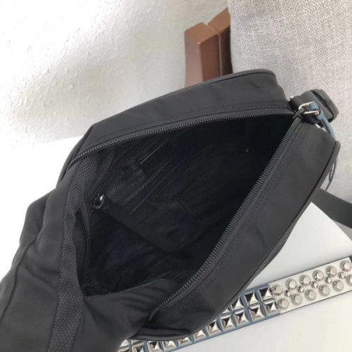 Pra*a-bag-169
