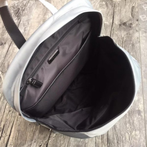 Pra*a-bag-17