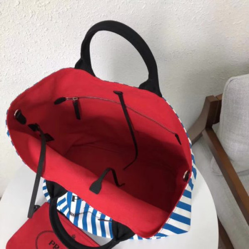 Pra*a-bag-180
