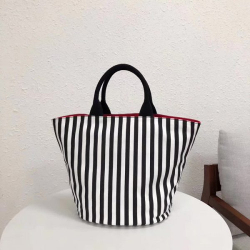 Pra*a-bag-185