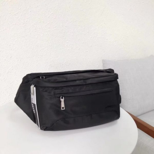 Pra*a-bag-186