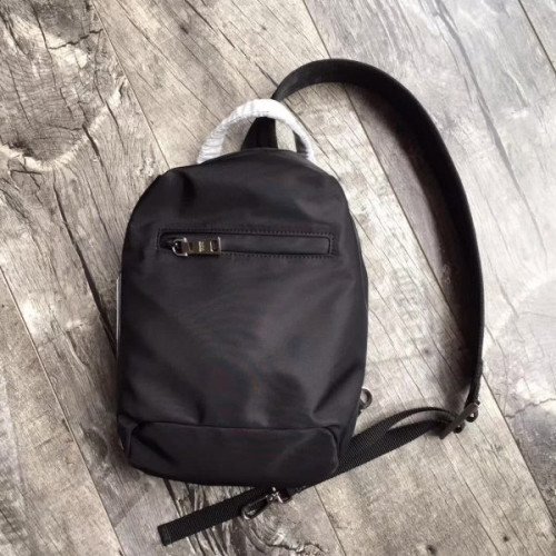 Pra*a-bag-18
