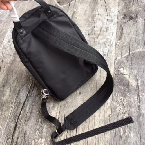 Pra*a-bag-18