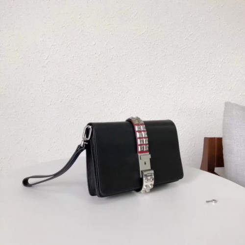 Pra*a-bag-195