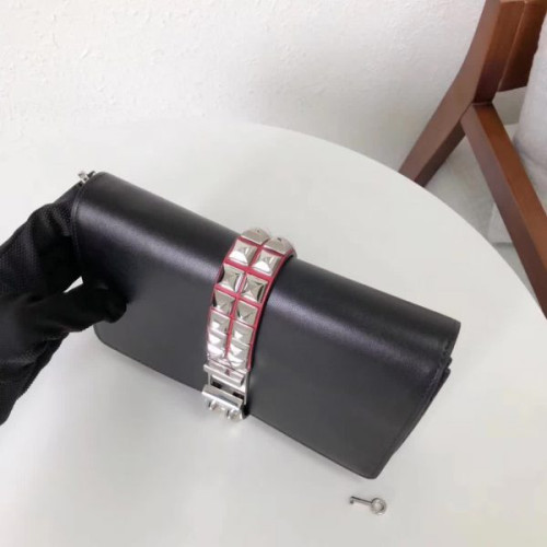 Pra*a-bag-195