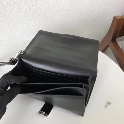 Pra*a-bag-195