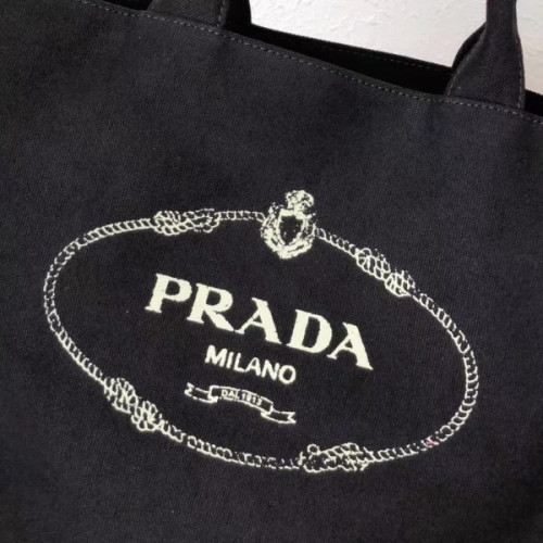 Pra*a-bag-197