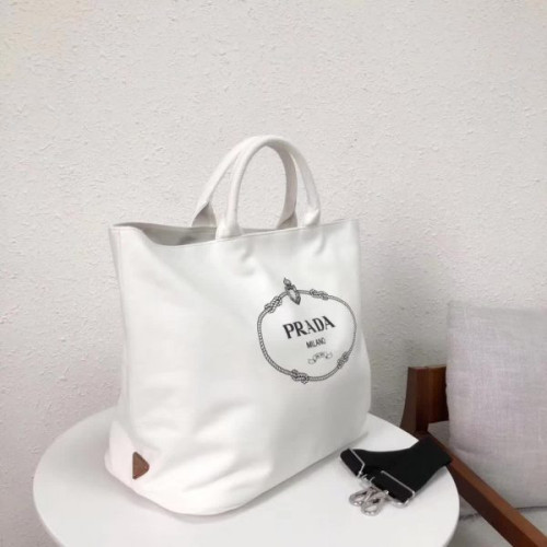 Pra*a-bag-201