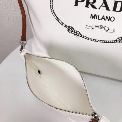 Pra*a-bag-201