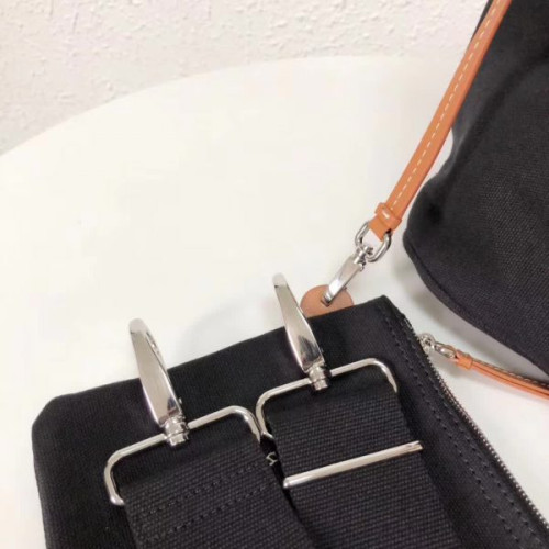 Pra*a-bag-202
