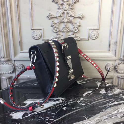 Pra*a-bag-20
