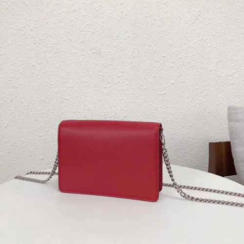 Pra*a-bag-212
