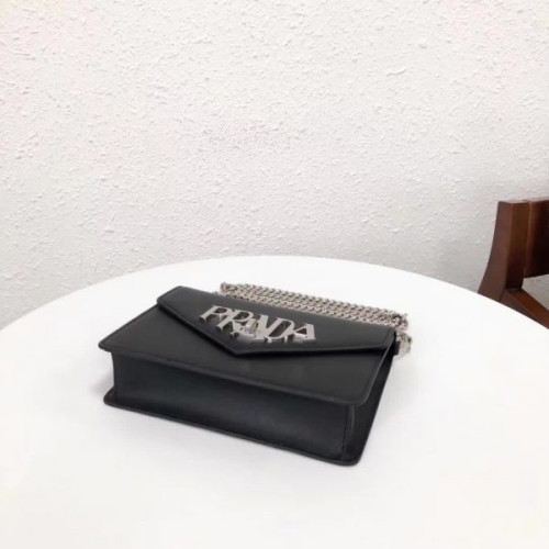 Pra*a-bag-214